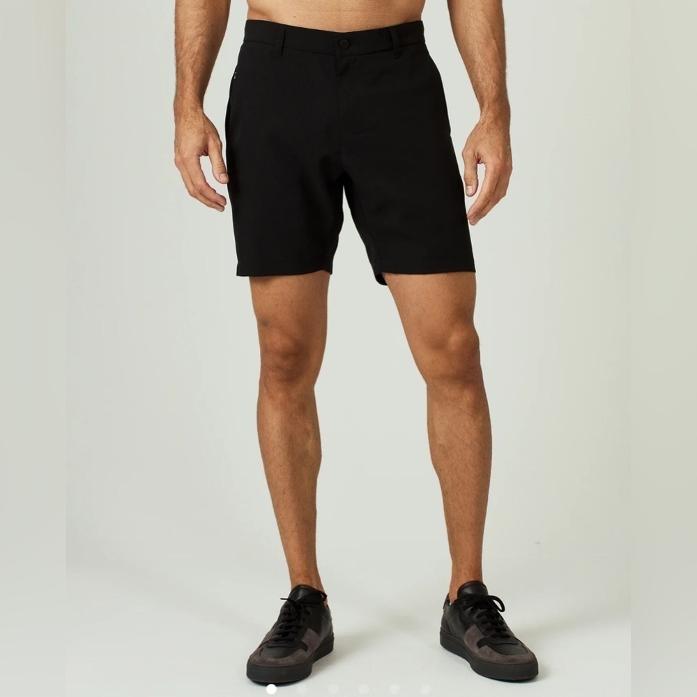 7 Diamonds Oxygenate 7" Short SZ 29